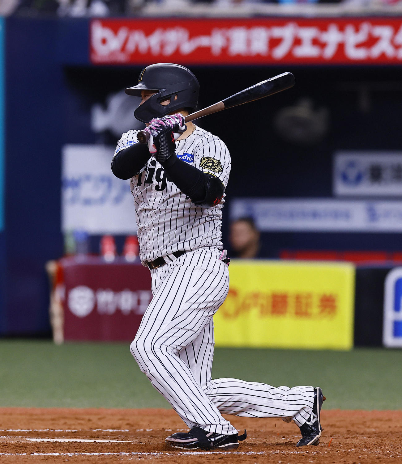 オリックス対阪神　8回裏阪神2死一、二塁、大山は同点の中前適時打を放つ（撮影・藤尾明華）