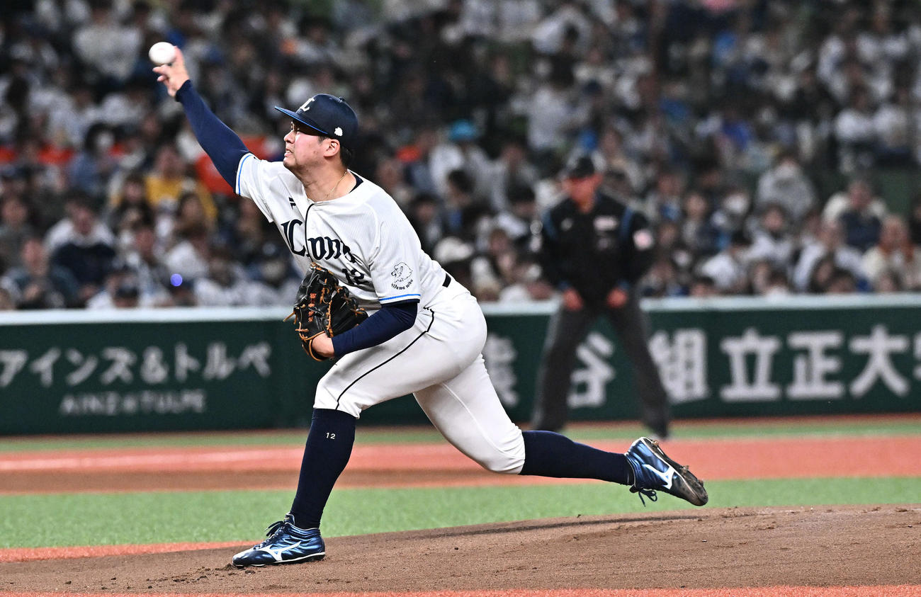 西武対DeNA　西武先発の渡辺（撮影・滝沢徹郎）