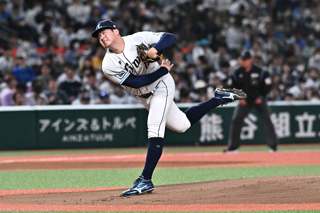 西武対DeNA　西武先発の渡辺（撮影・滝沢徹郎）
