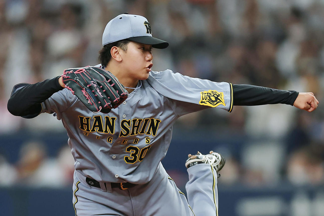 オリックス対阪神　力投する阪神先発の門別（撮影・前田充）