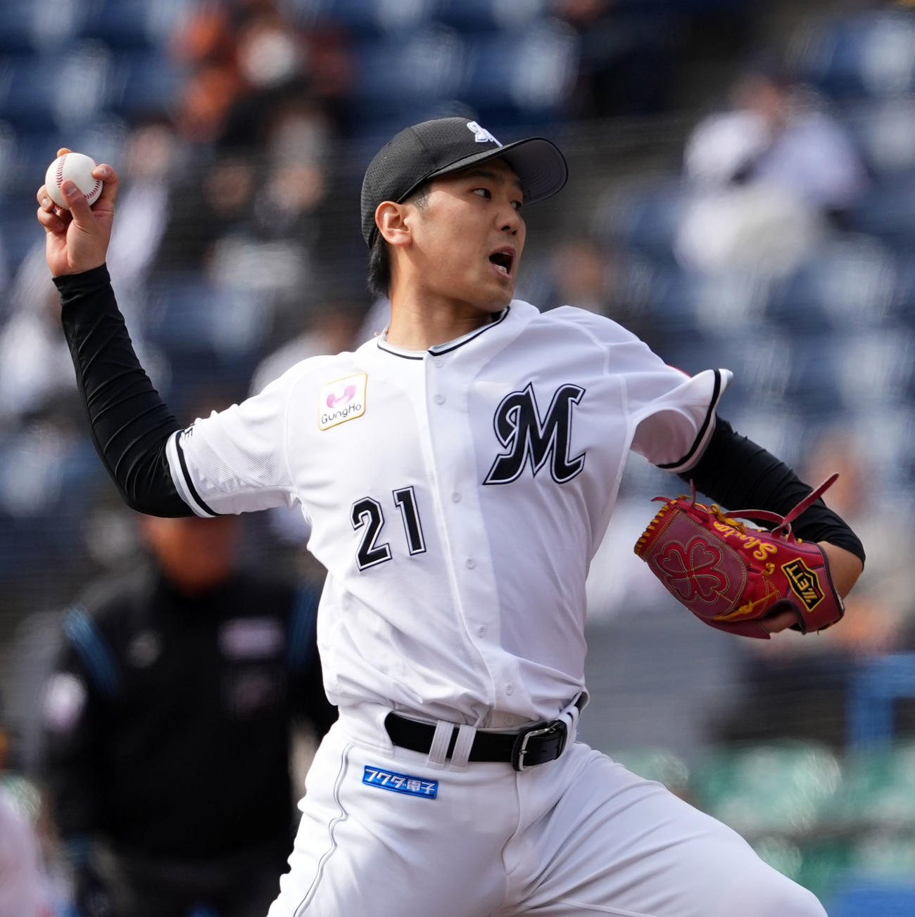力投するロッテ石川柊太（2025年3月撮影）