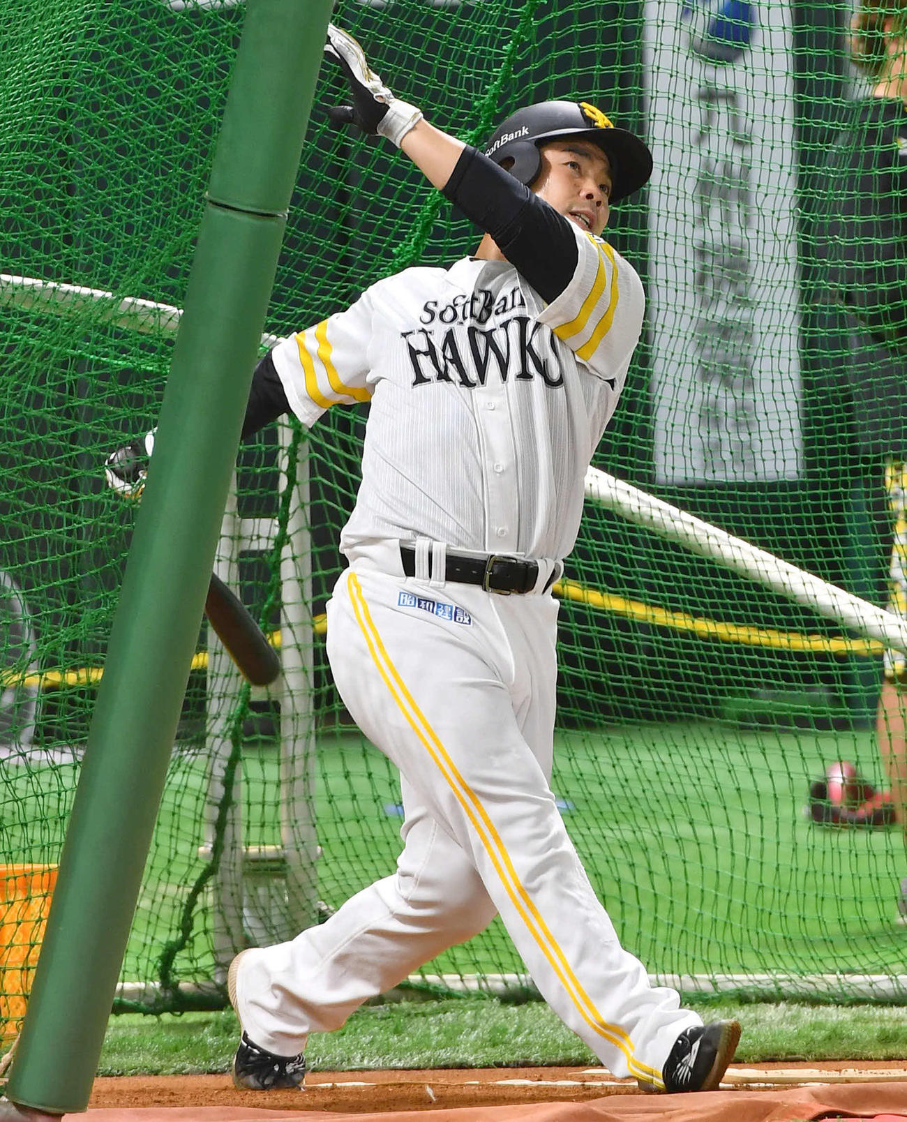 フリー打撃を行うソフトバンク近藤（撮影・岩下翔太）