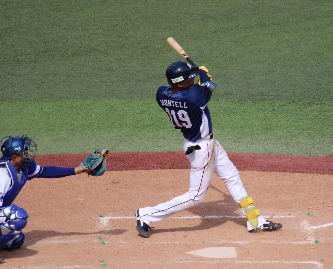7月までの支配下登録を目指す西武モンテル（撮影・金子真仁）