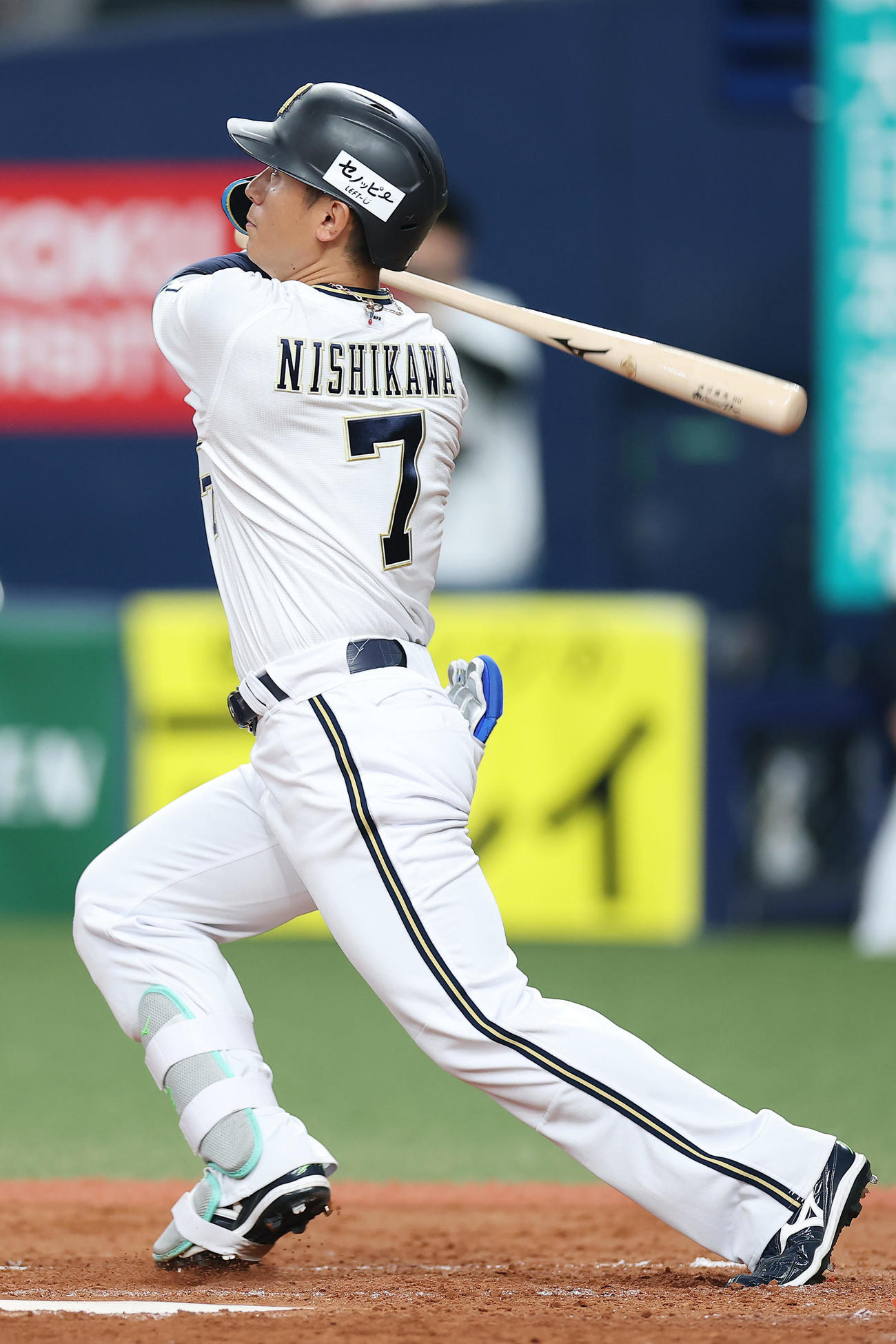ウエスタン・リーグ　オリックス対阪神　4回裏オリックス無死、右越え三塁打を放つ西川（撮影・前田充）