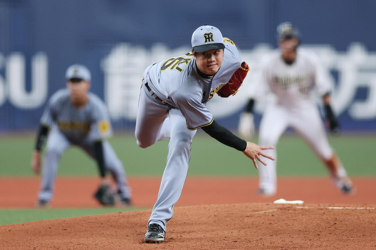 ウエスタン・リーグのオリックス戦で力投する阪神才木（撮影・前田充）
