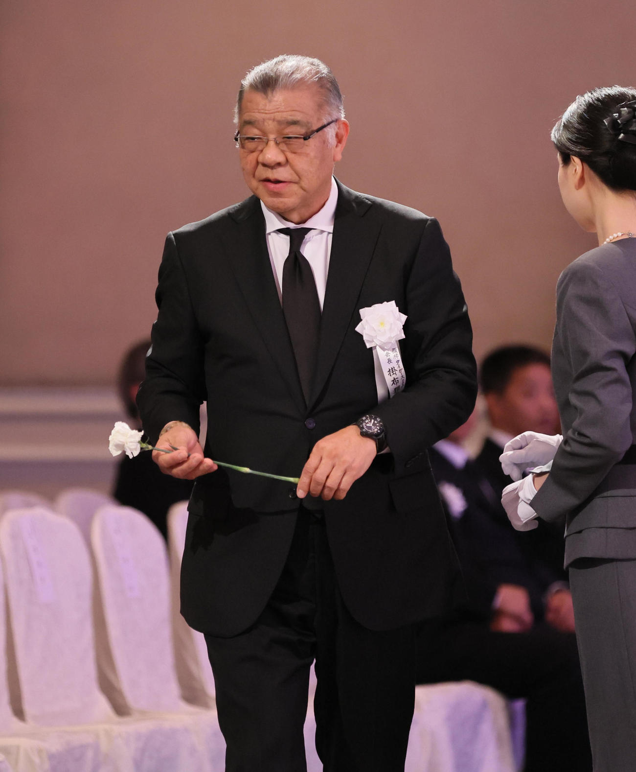吉田義男さんお別れの会で献花した掛布雅之氏