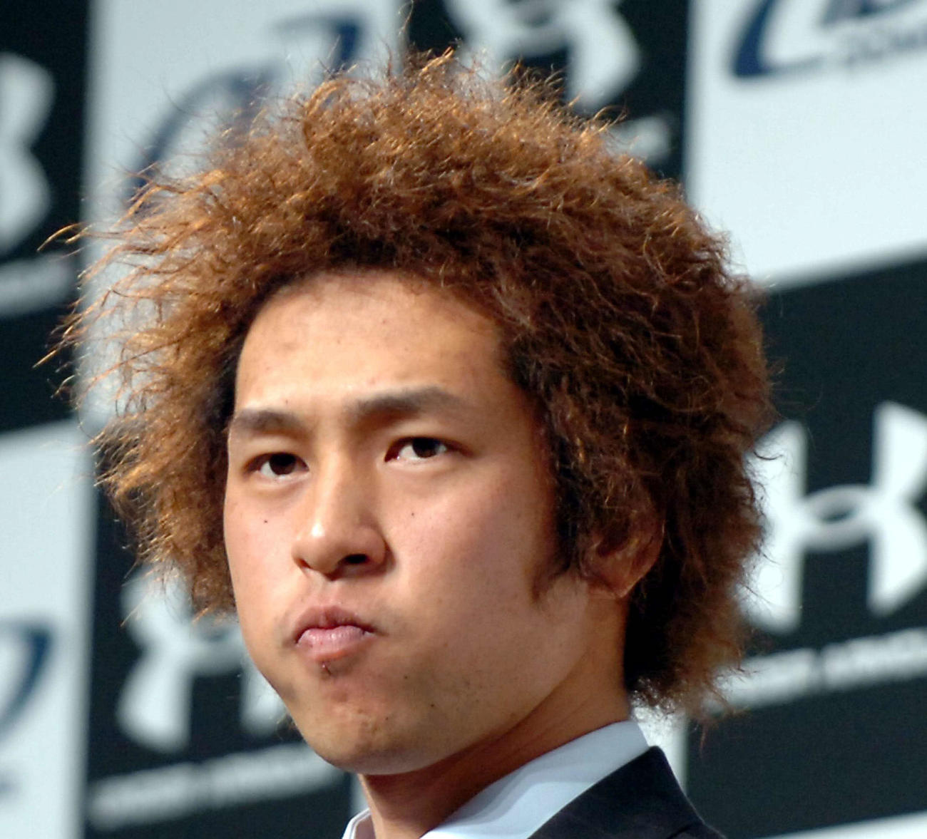 奇抜なヘアスタイルで登場した西武中島裕之（2008年1月撮影）