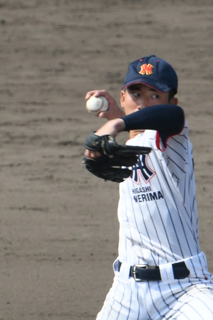 東練馬対高岡　2回以降立ち直った東練馬の大江（撮影・久我悟）