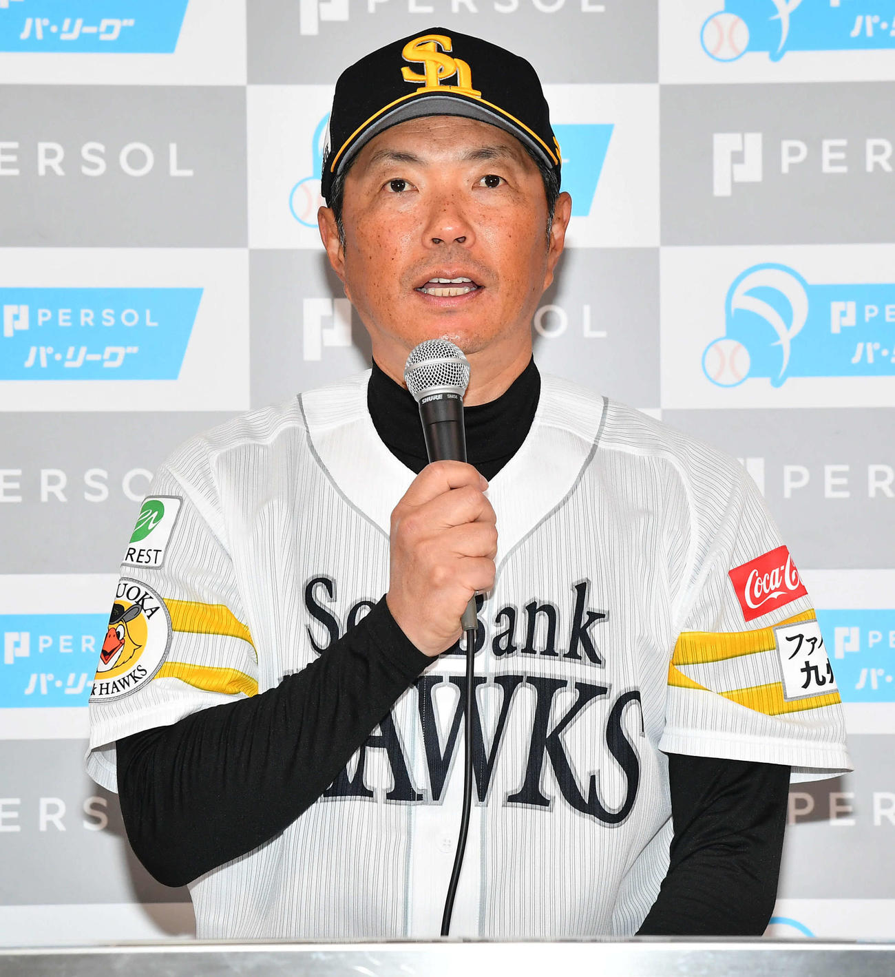開幕前日記者会見を行うソフトバンク小久保監督（撮影・岩下翔太）