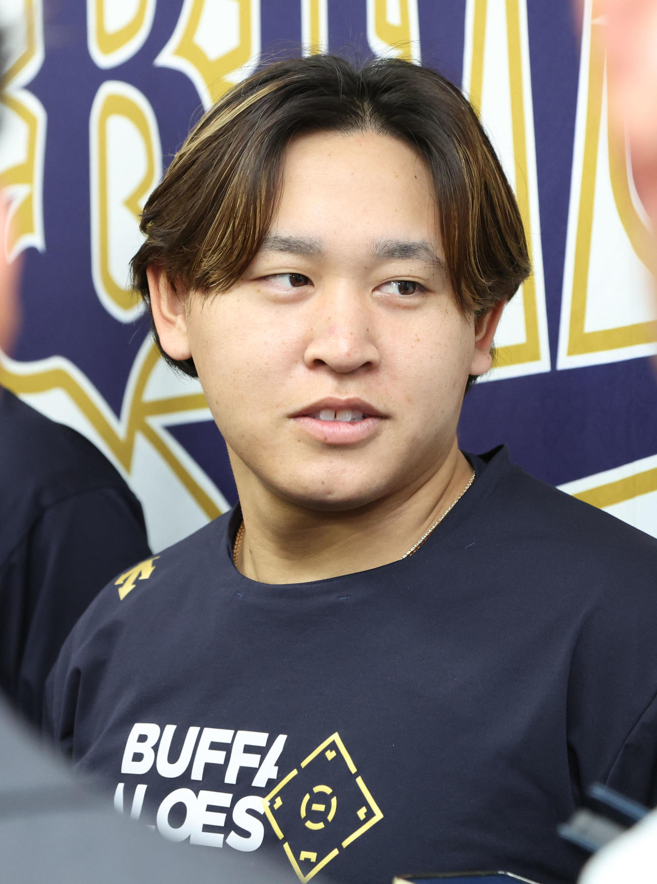 開幕を前日に控え、オリックスの開幕投手宮城は会見を行う（撮影・西尾就之）