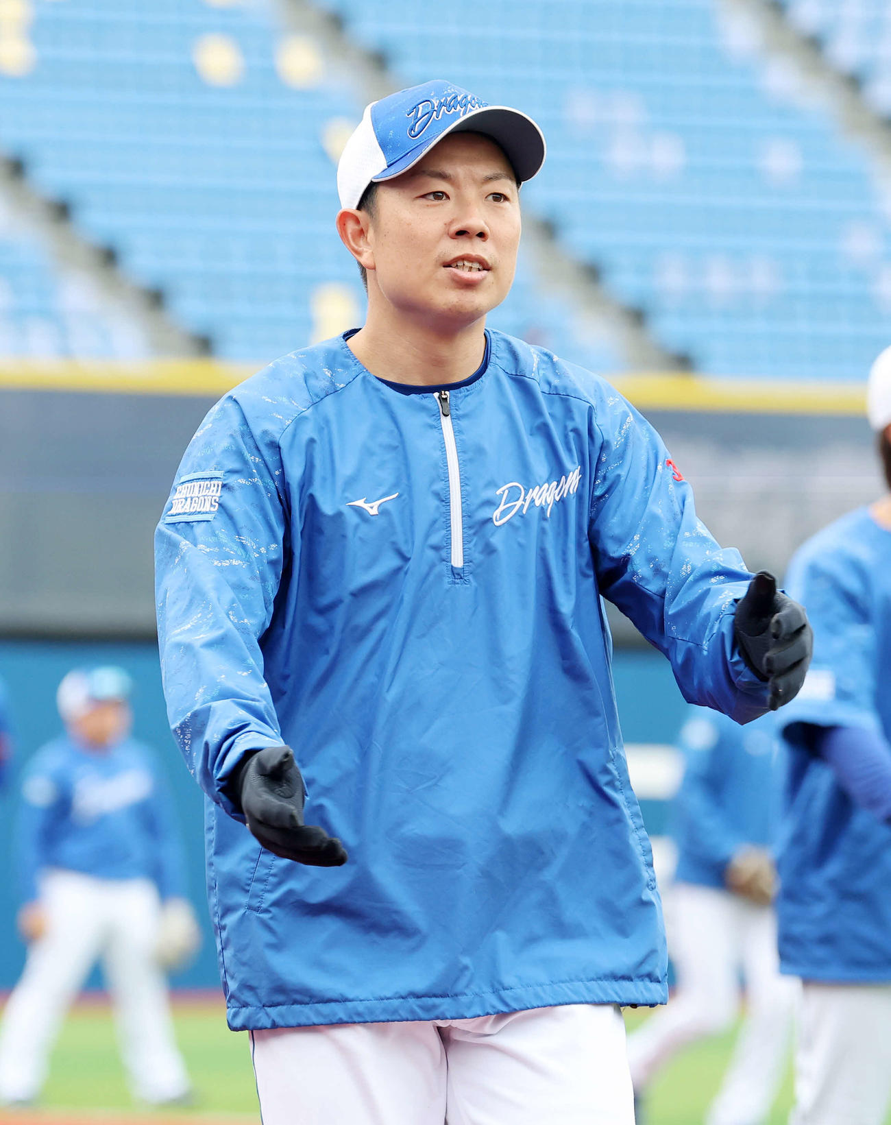 DeNA対中日　アップする中日松葉（撮影・鈴木正人）　