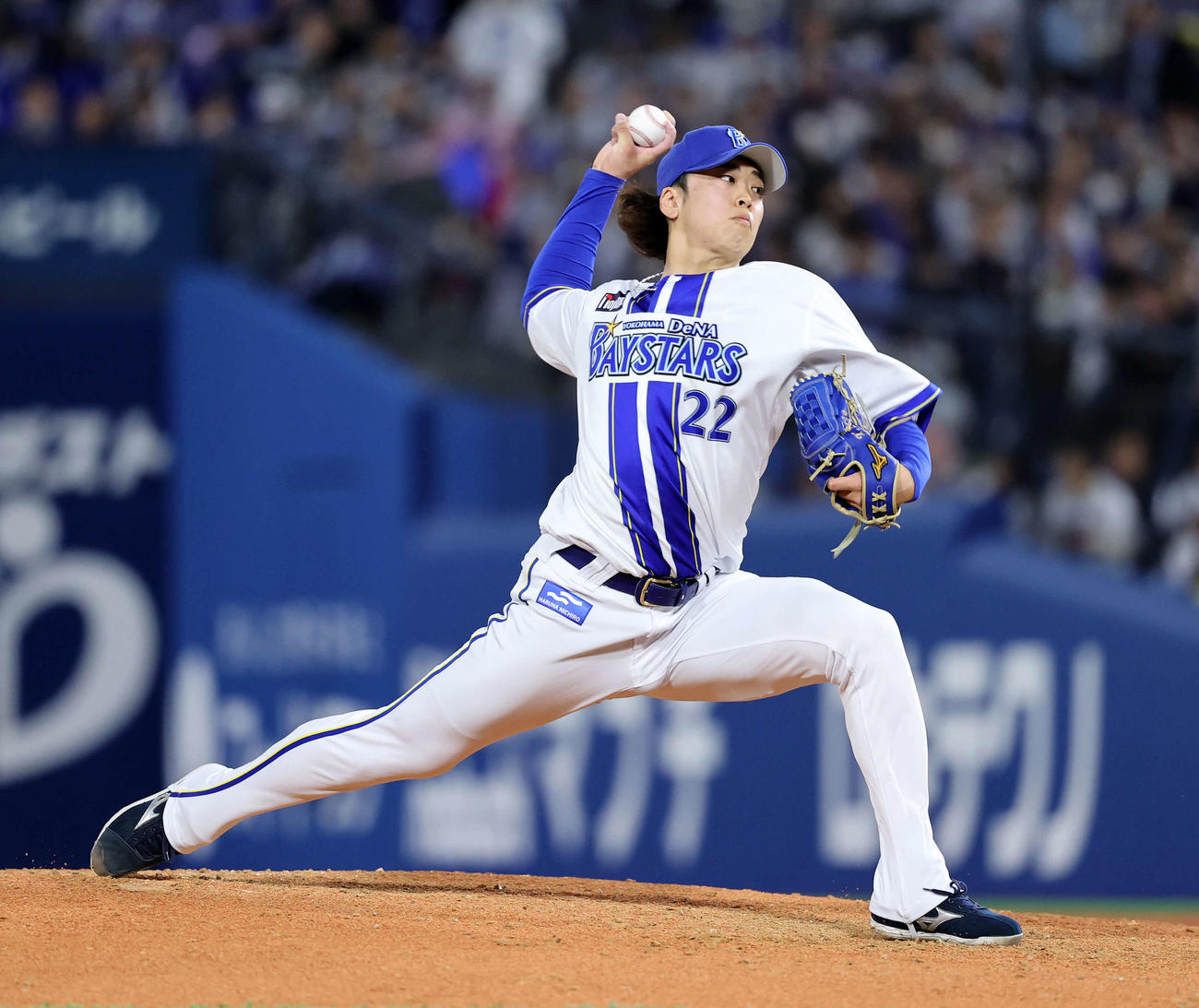 DeNA対中日　力投するDeNA3番手の入江（撮影・鈴木正人）　