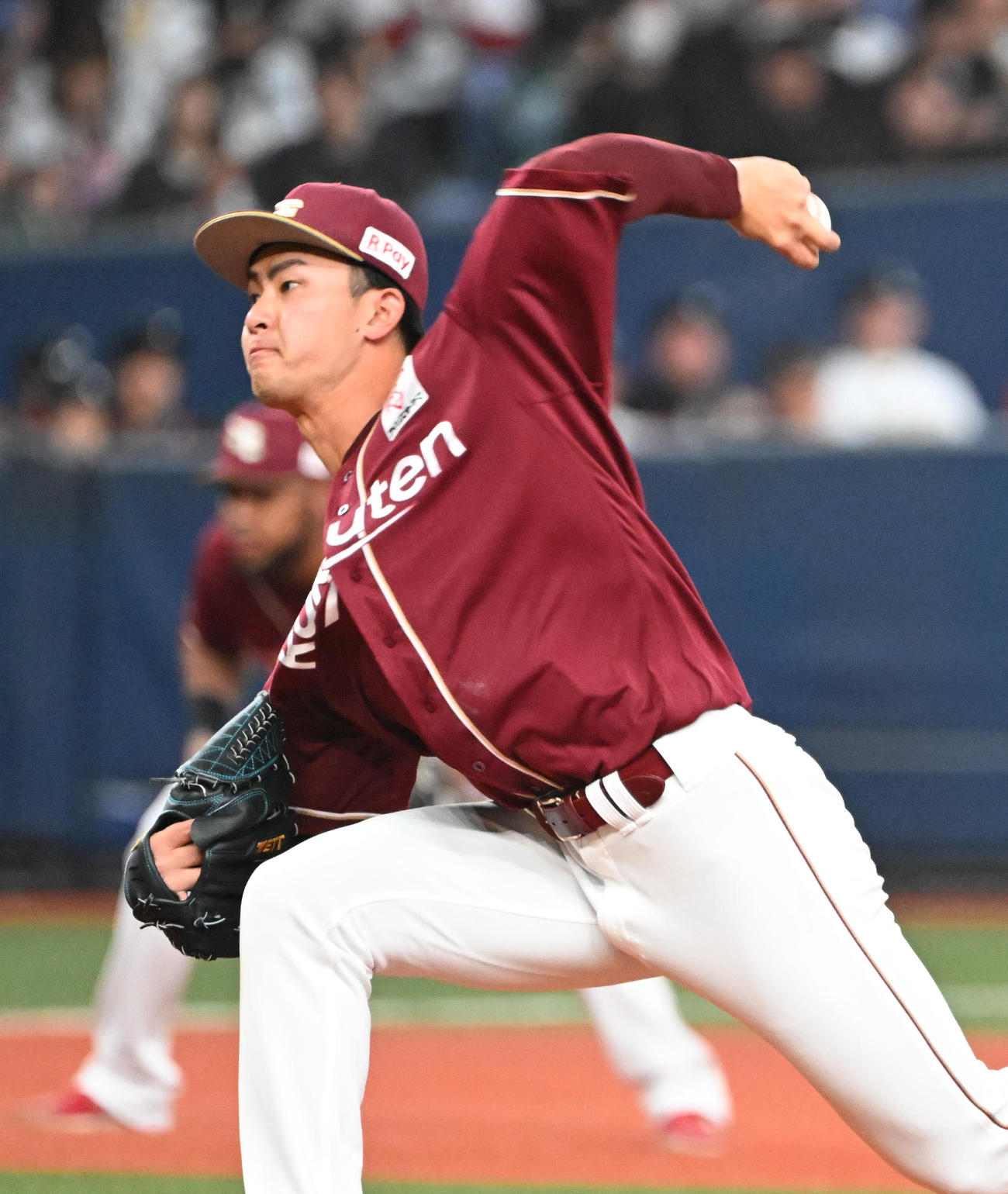 オリックス対楽天　先発する楽天古謝（撮影・和賀正仁）