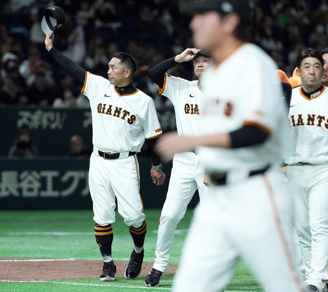 巨人対ヤクルト　開幕2連勝した巨人阿部監督（撮影・たえ見朱実）