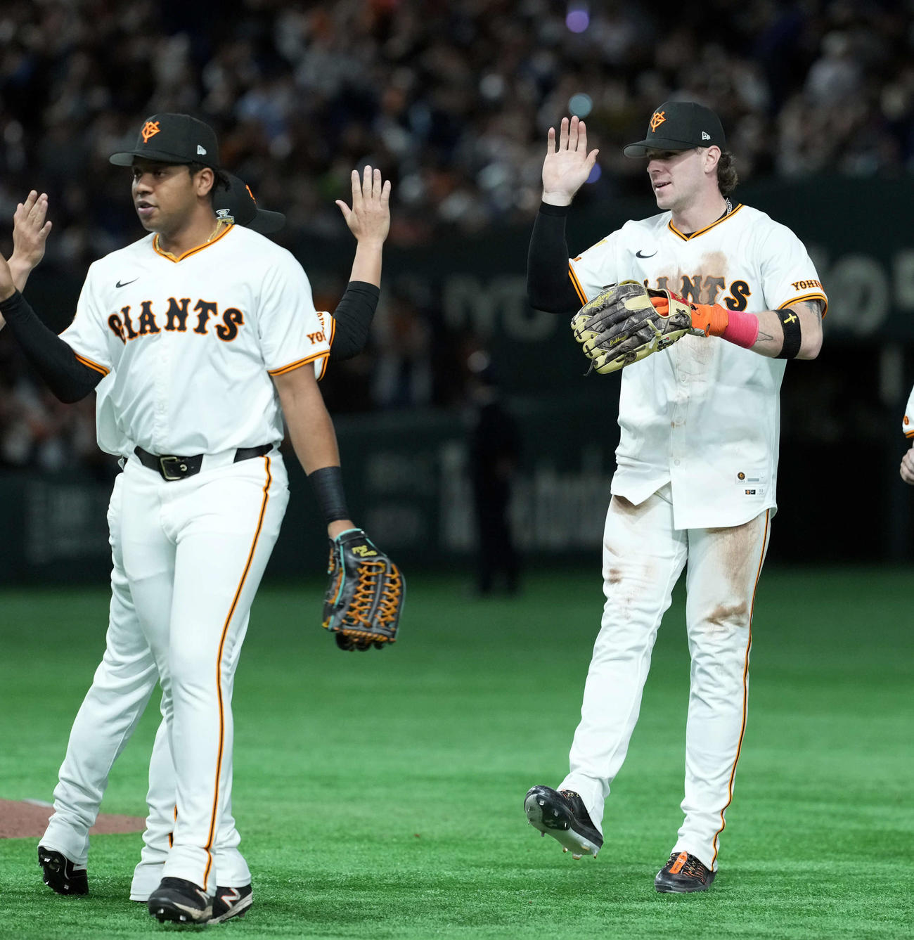 巨人対ヤクルト　2戦連続で本塁打を放った巨人キャベッジ（撮影・たえ見朱実）