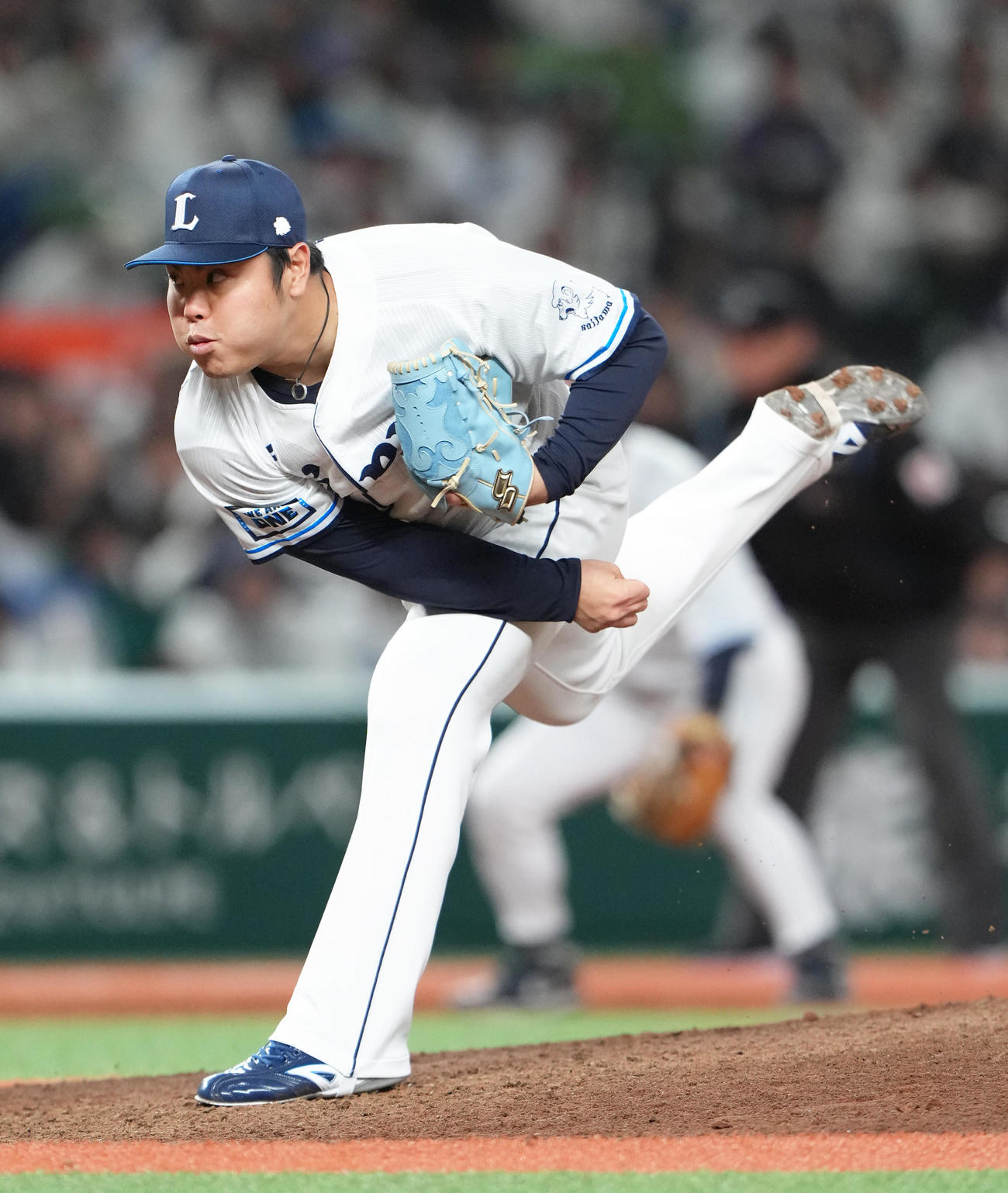 西武対日本ハム　9回から登板した西武平良（撮影・足立雅史）