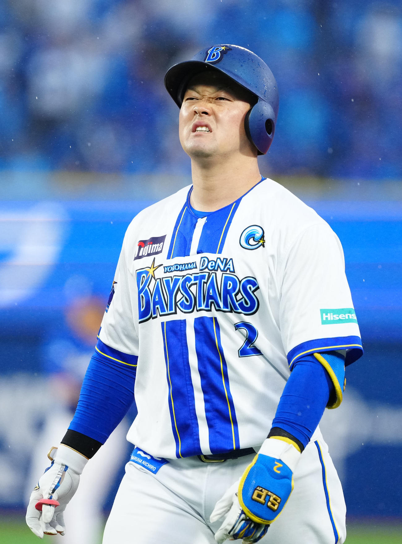 DeNA対中日　9回裏DeNA1死、中飛に倒れ厳しい表情の牧（撮影・江口和貴）