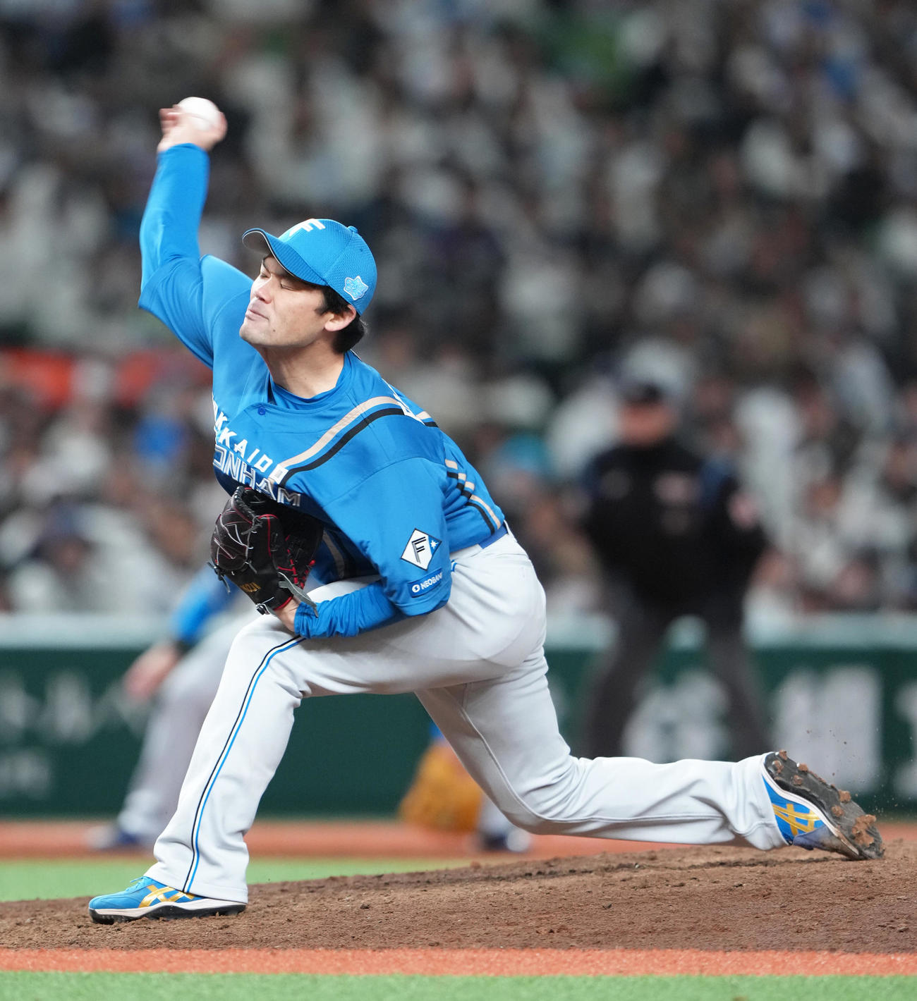 西武対日本ハム　9回から登板した日本ハム福谷（撮影・足立雅史）