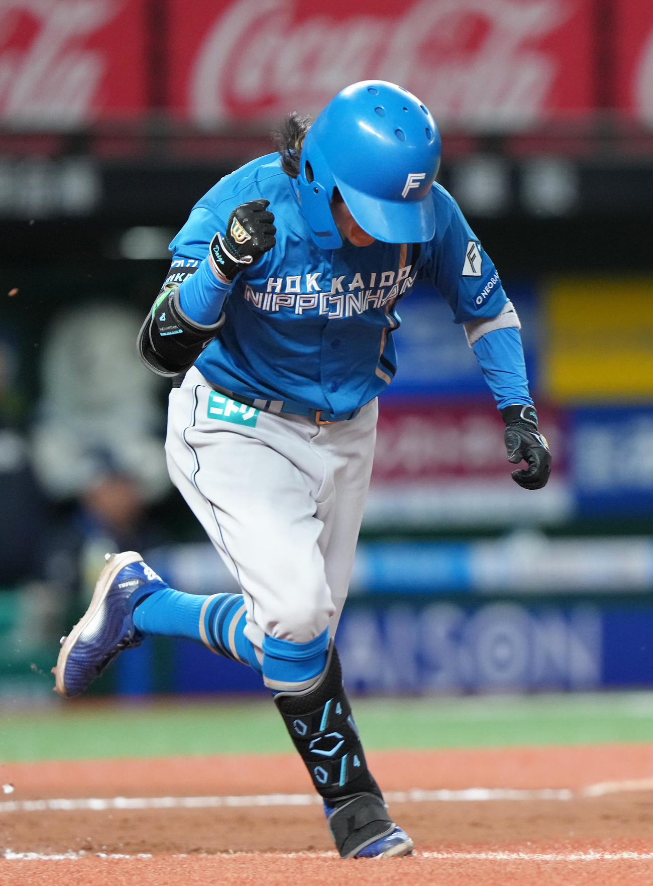 西武対日本ハム　10回表日本ハム2死二、三塁、上川畑は勝ち越しの適時打を放つ（撮影・足立雅史）