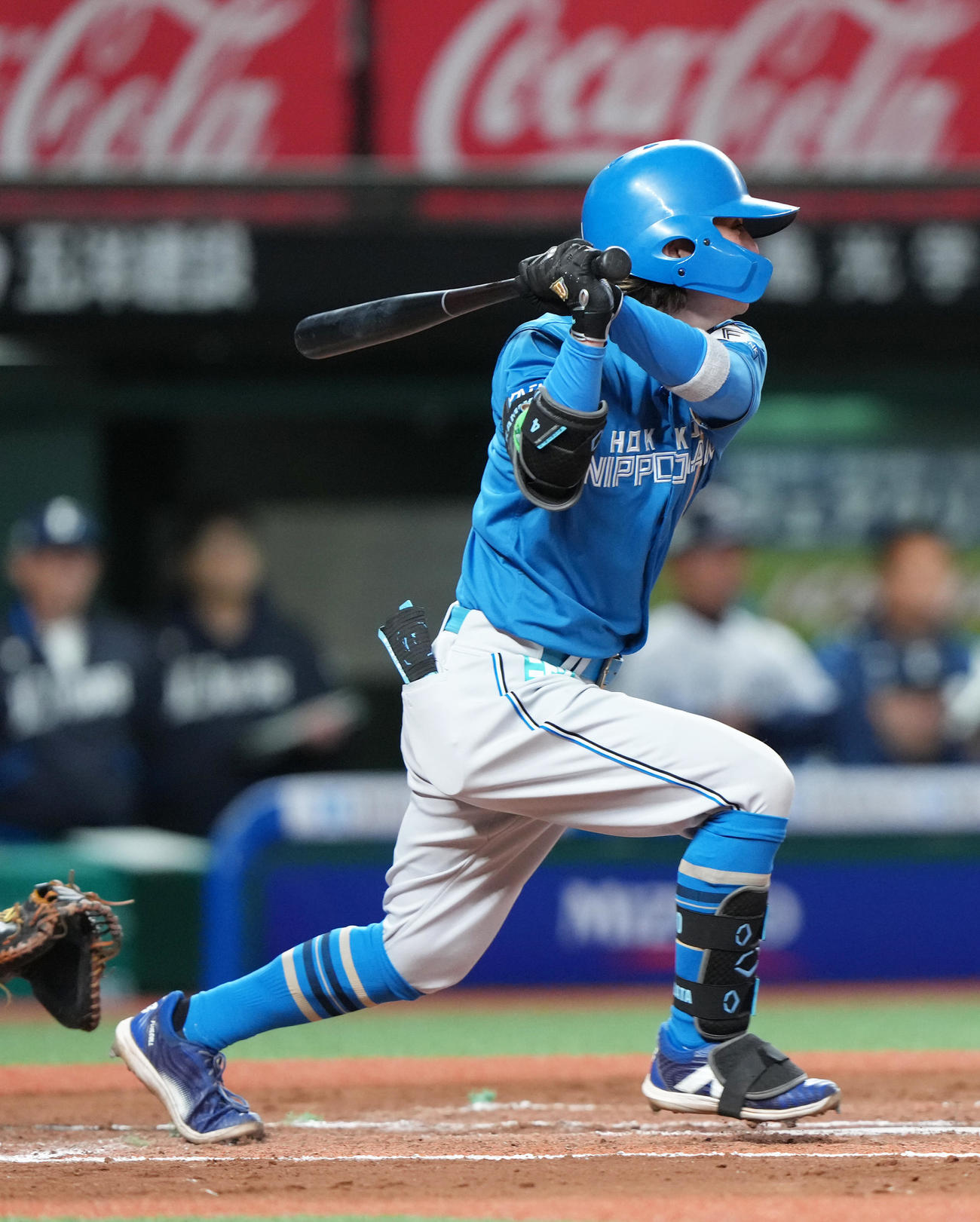 西武対日本ハム　10回表日本ハム2死二、三塁、上川畑は勝ち越しの適時打を放つ（撮影・足立雅史）