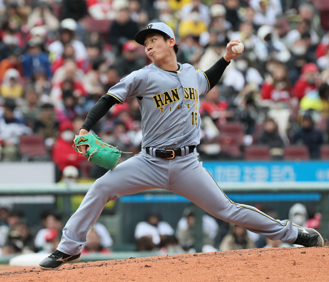 広島対阪神　6回裏広島、阪神3番手の伊原（撮影・加藤孝規）