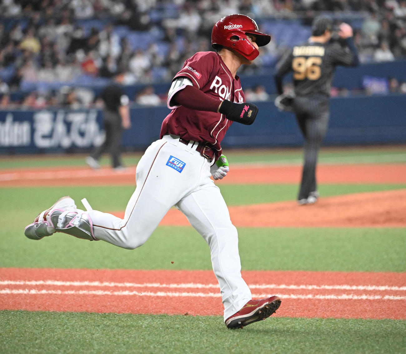 オリックス対楽天　5回表楽天2死、左前打を放つ宗山（撮影・和賀正仁）