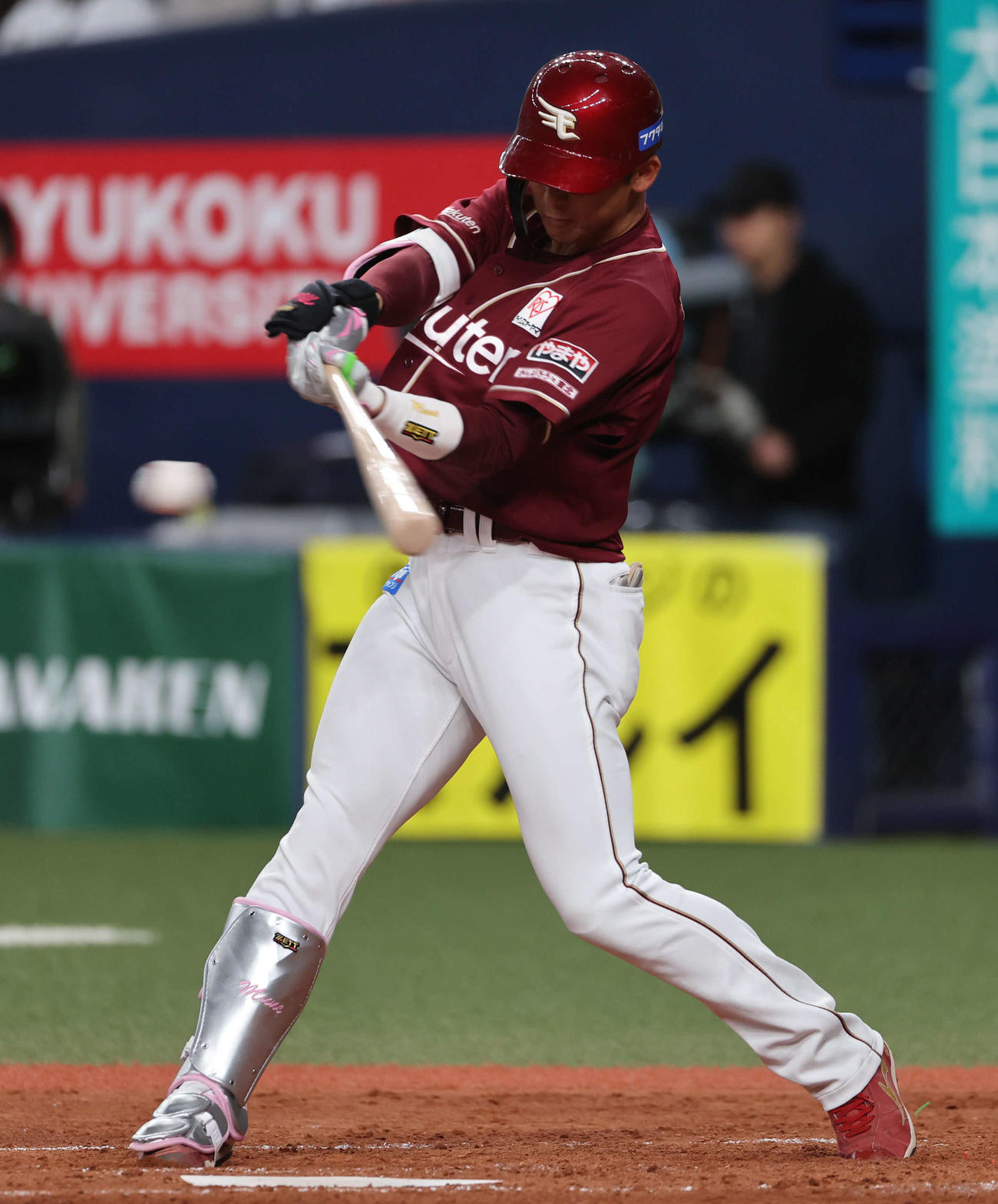オリックス対楽天　5回表楽天2死、宗山は左前打を放つ（撮影・西尾就之）