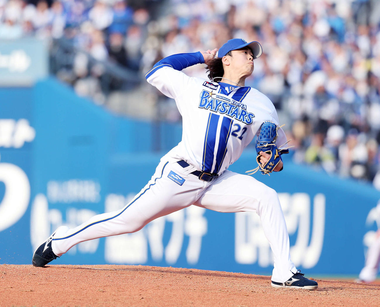 DeNA対中日　力投するDeNA4番手の入江（撮影・鈴木正人）　
