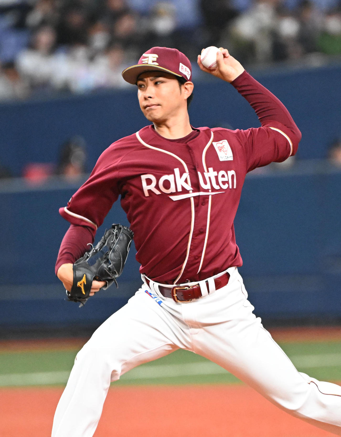 オリックス対楽天　先発する楽天辛島（撮影・和賀正仁）
