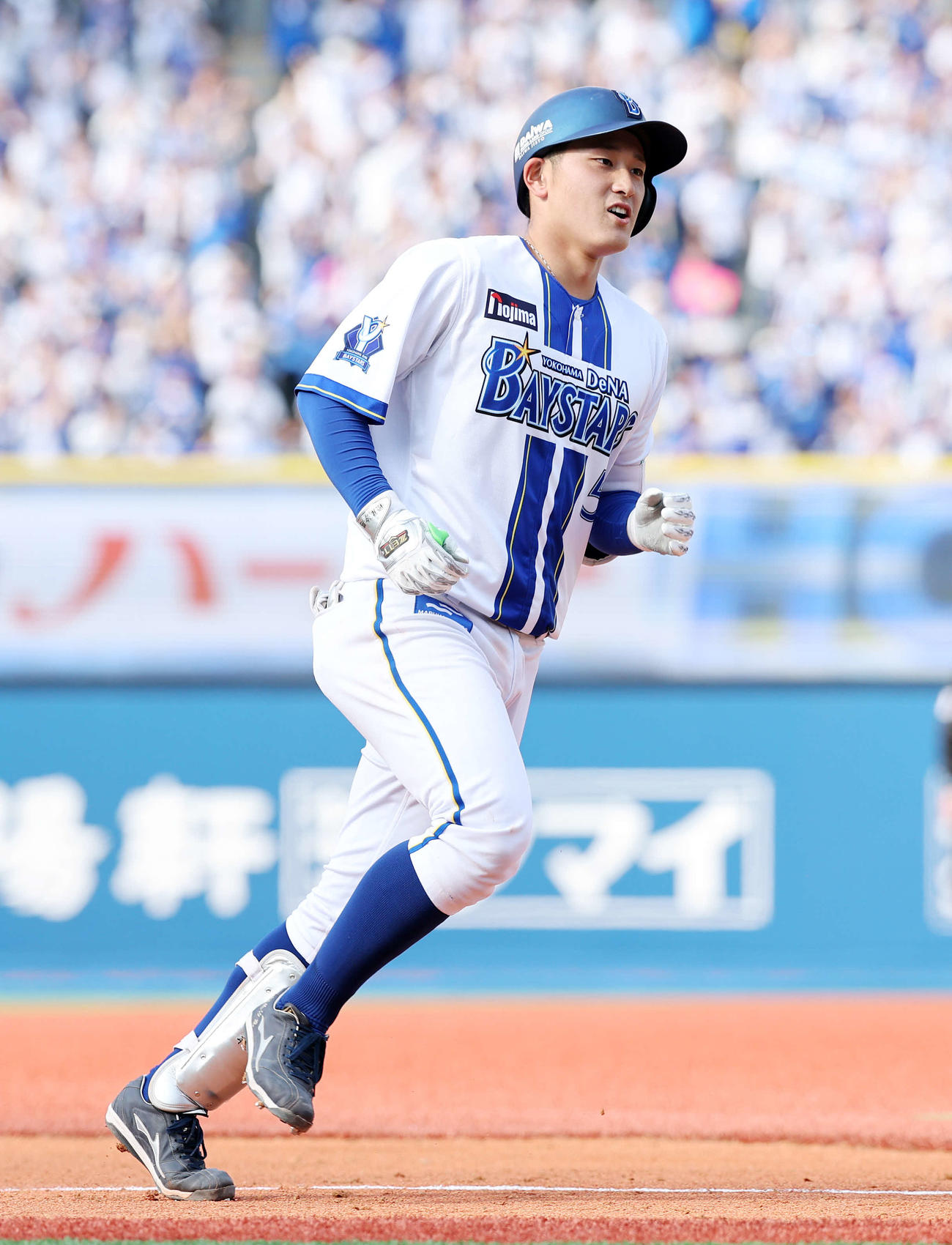 DeNA対中日　5回裏DeNA無死、松尾は左越えソロ本塁打を放つ（撮影・鈴木正人）　