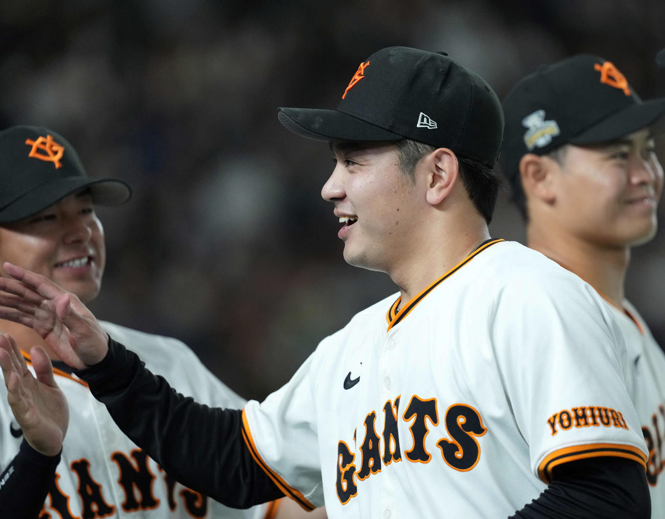巨人対ヤクルト　5回を投げ3安打無失点の巨人の先発石川（撮影・たえ見朱実）