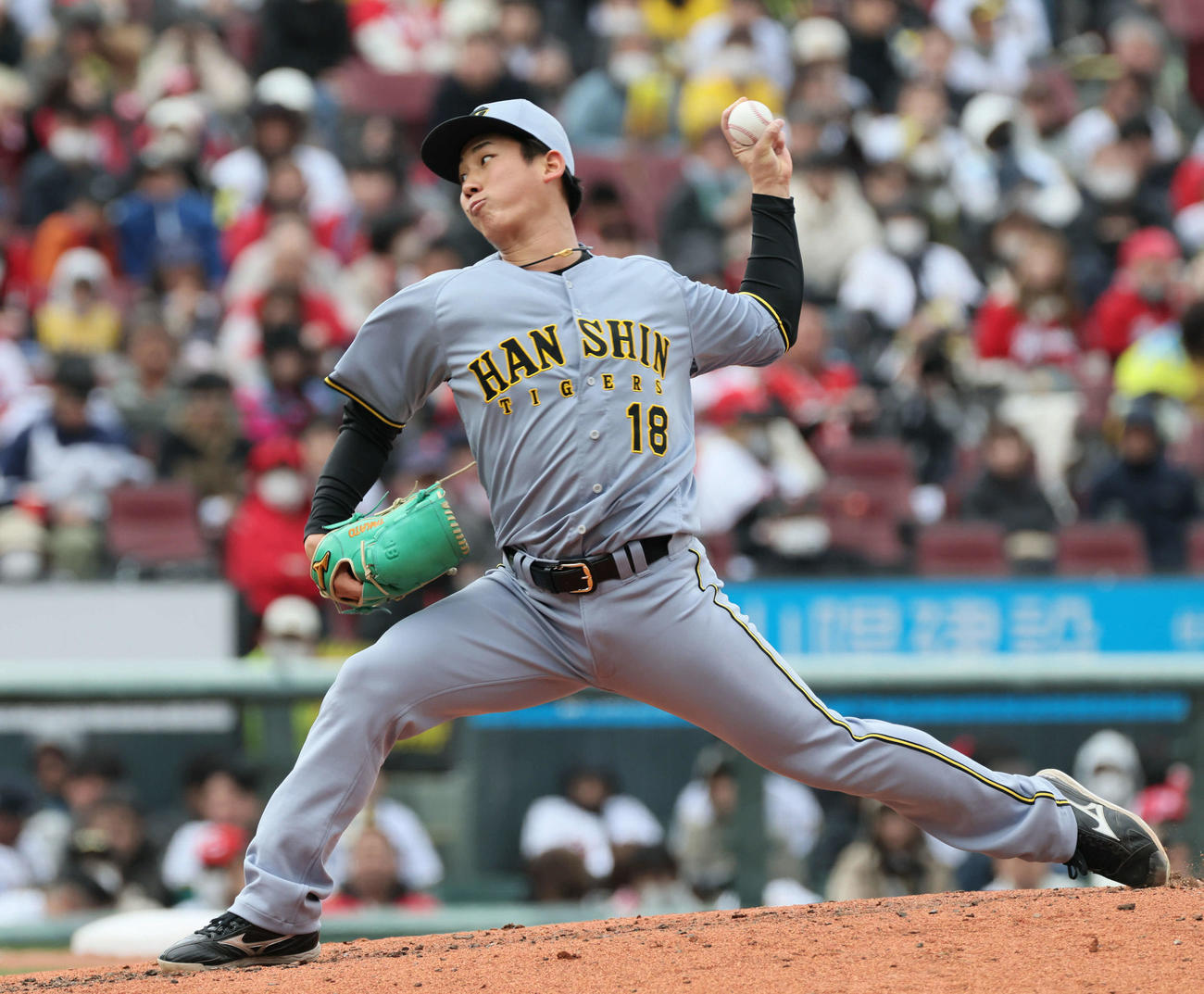 広島対阪神　6回裏広島、阪神3番手の伊原（撮影・加藤孝規）
