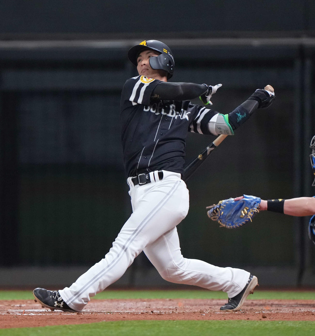 日本ハム対ソフトバンク　5回表ソフトバンク2死、今宮はソロ本塁打を放つ（撮影・足立雅史）
