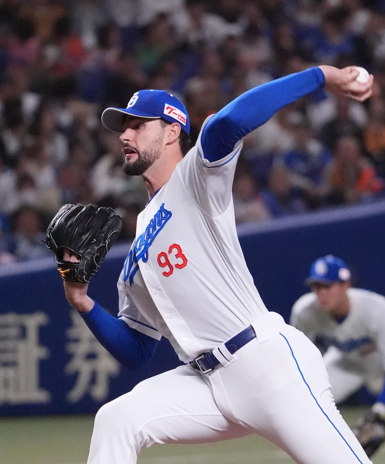 中日対巨人　1回表、登板する中日先発のマラー（撮影・森本幸一）