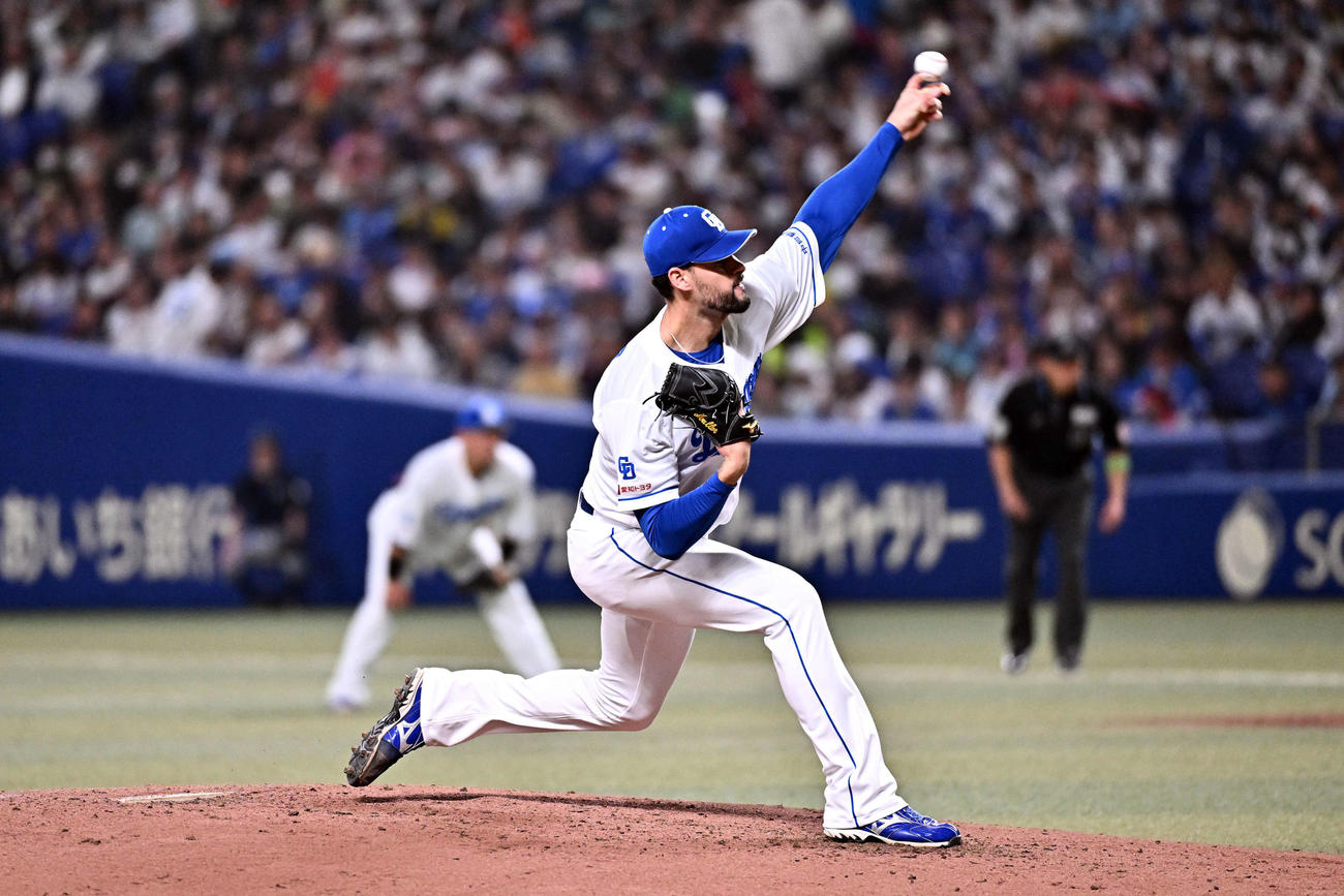 中日対巨人　中日先発のマラー（撮影・滝沢徹郎）