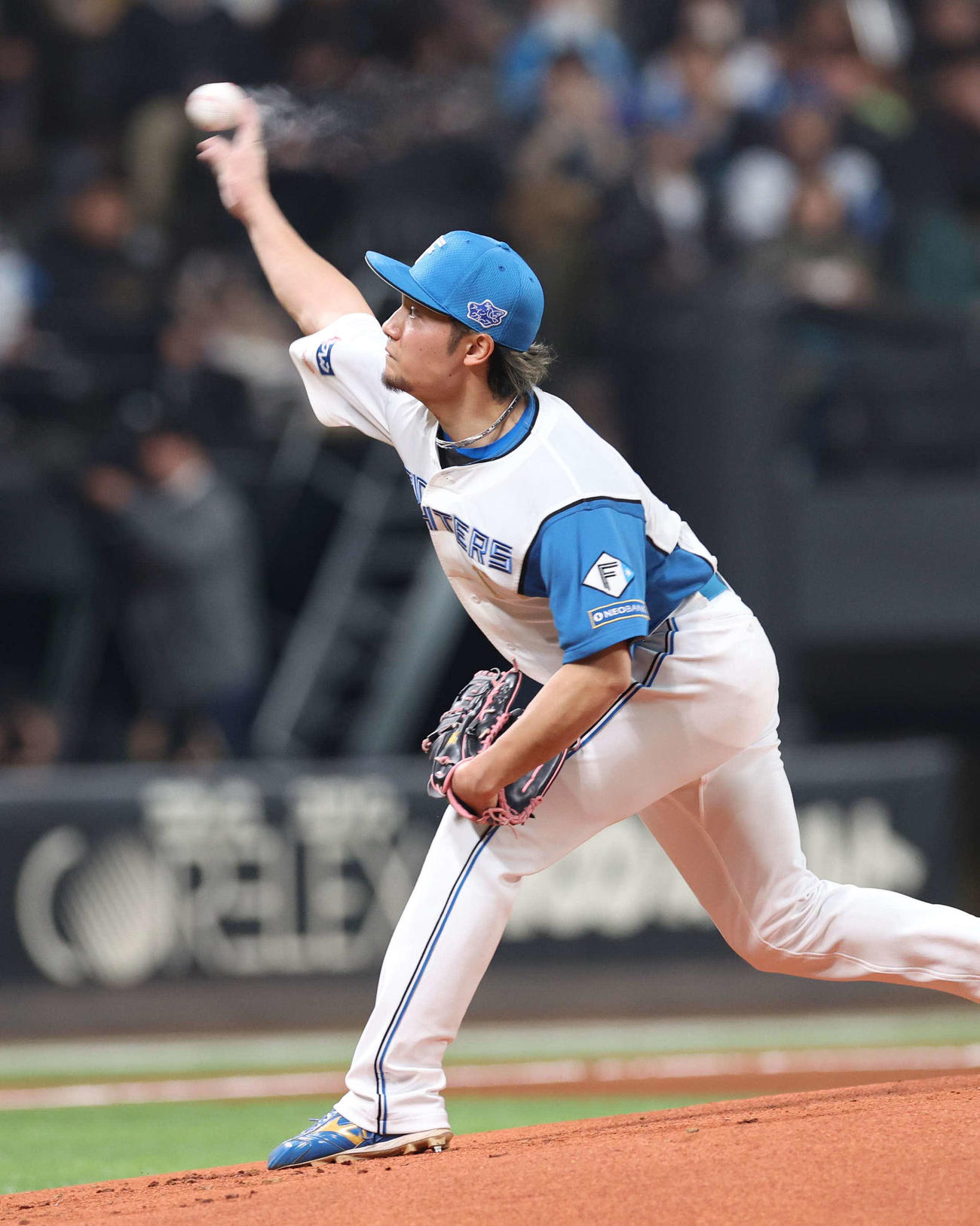 日本ハム対ソフトバンク　日本ハム先発の伊藤（撮影・黒川智章）