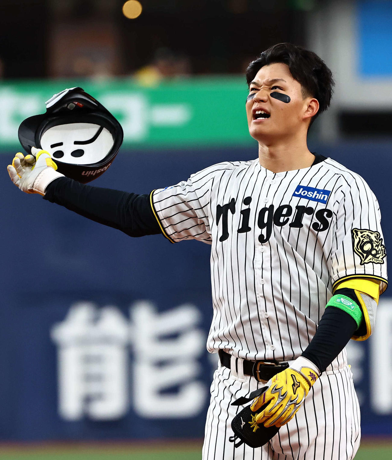 阪神対DeNA 3回裏阪神2死二、三塁、森下は中飛に倒れる（撮影・上田博志）