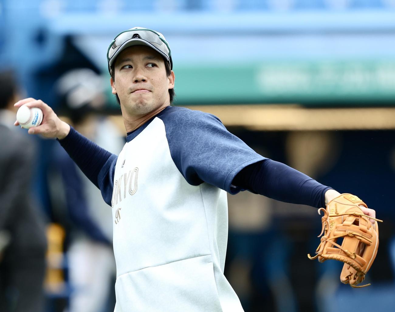 ヤクルト対広島　試合前、練習に臨むヤクルト山田（撮影・河田真司）