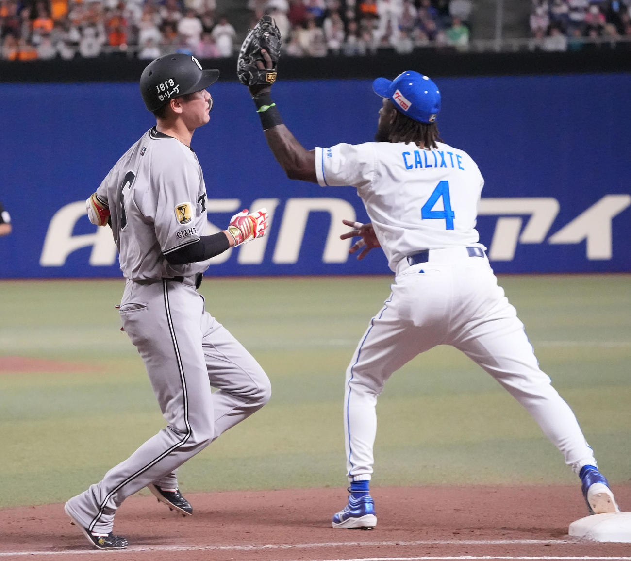 中日対巨人　8回表巨人無死、遊ゴロに倒れる坂本（撮影・森本幸一）