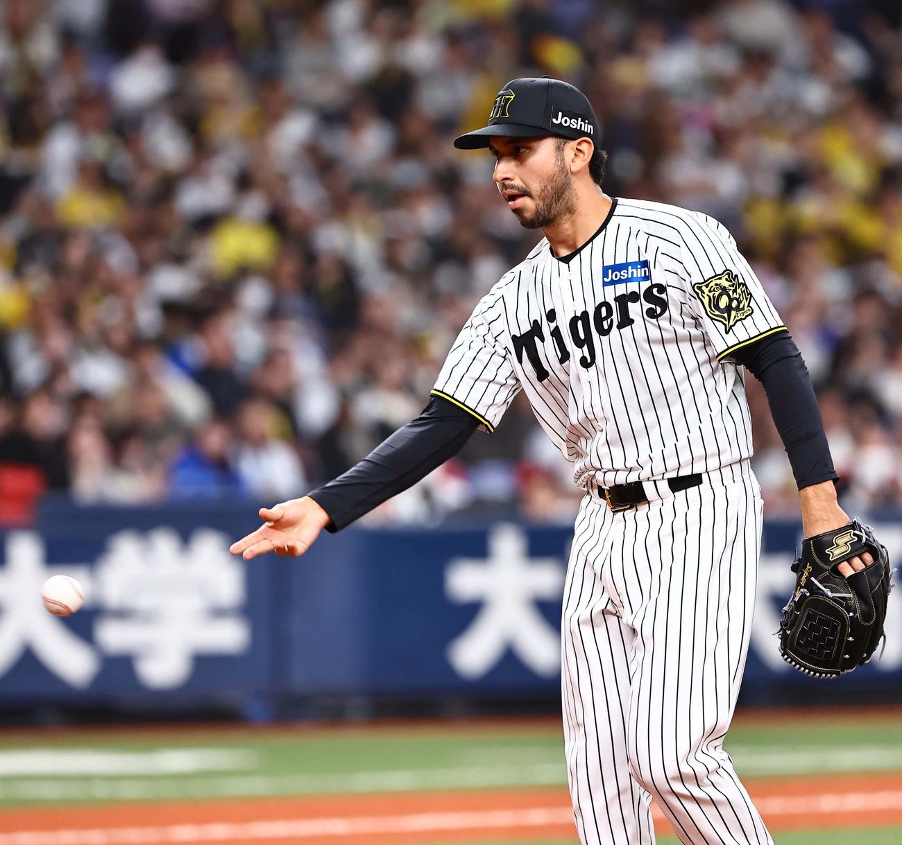 阪神対DeNA　勝ち越しを許したゲラは降板する（撮影・上田博志）