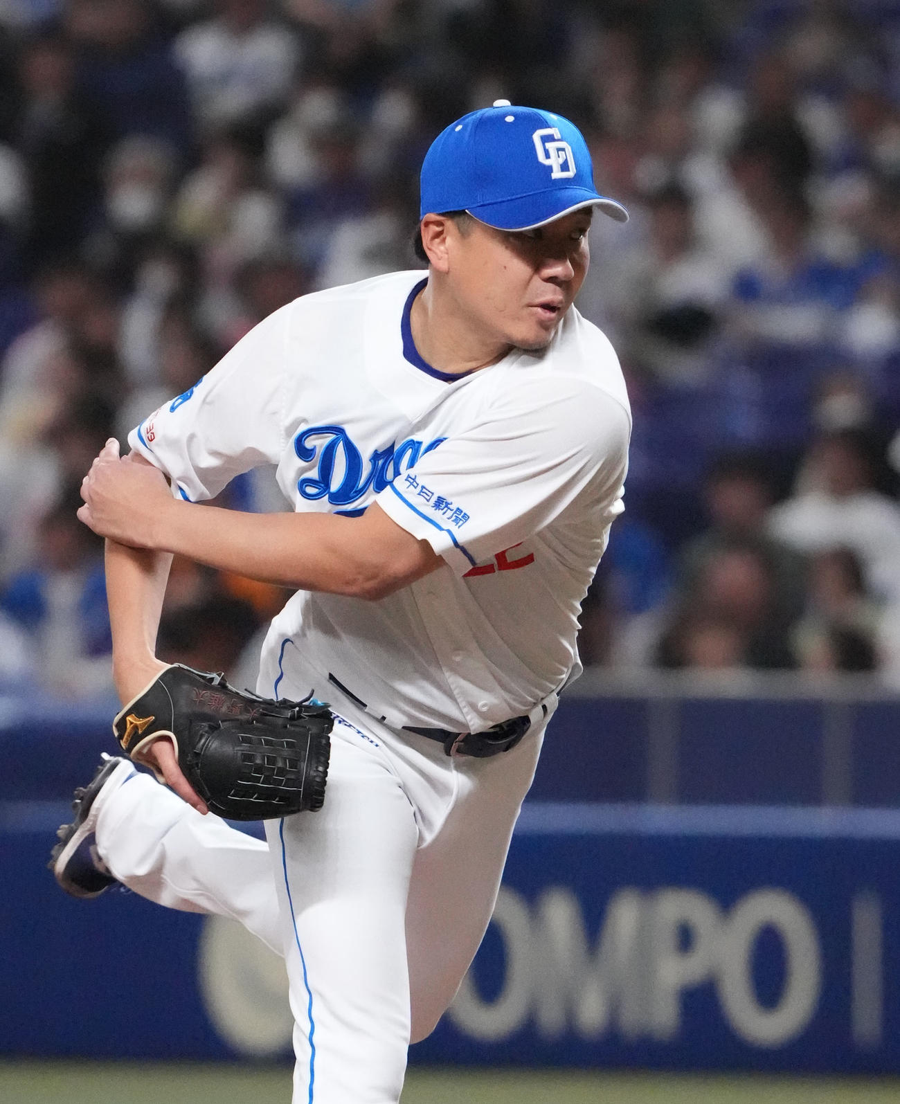 中日対巨人　1回表、登板する中日先発の大野（撮影・森本幸一）