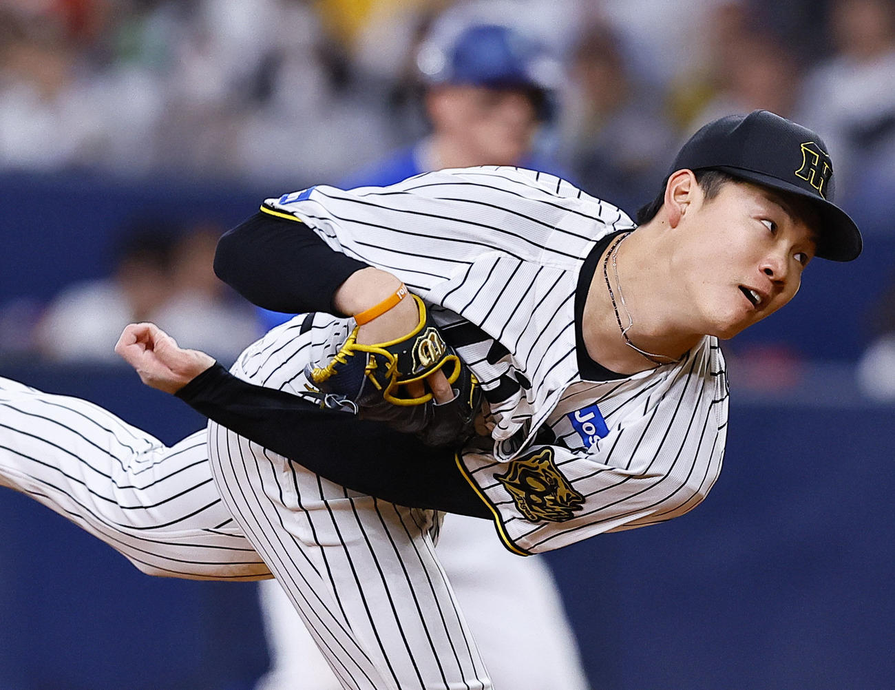 阪神対DeNA 7回、2番手で登板した阪神及川（撮影・藤尾明華）