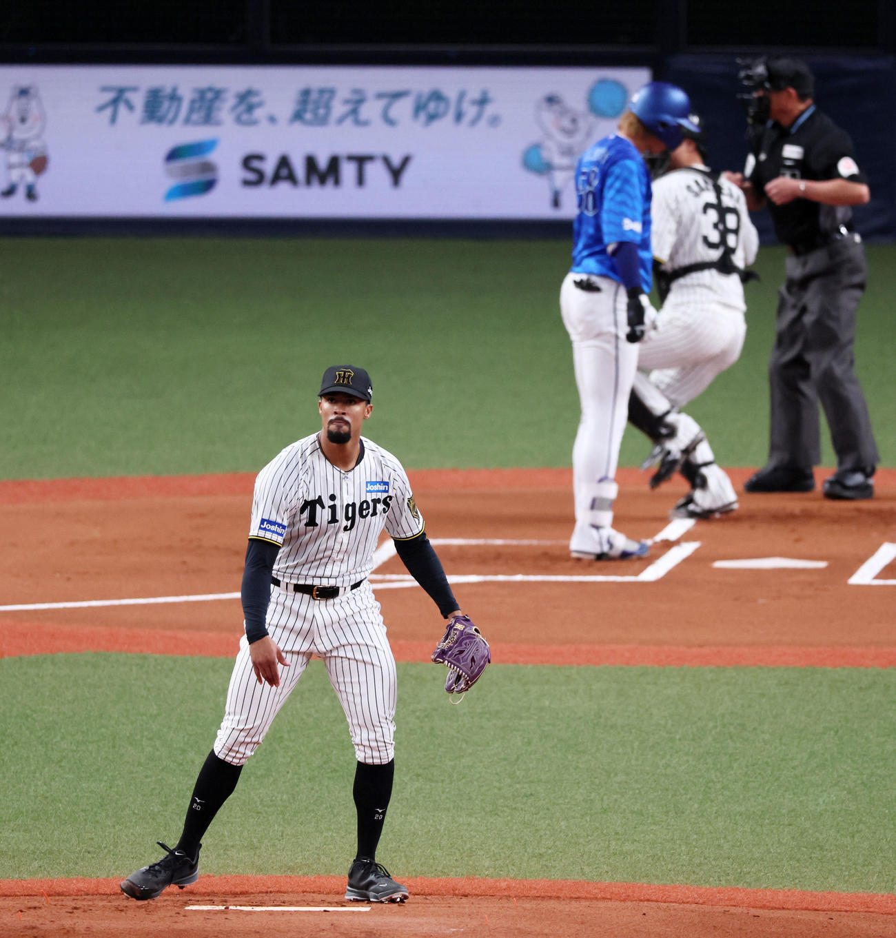 阪神対DeNA 1回表DeNA無死、デュプランティエは梶原を三振に仕留める（撮影・加藤哉）