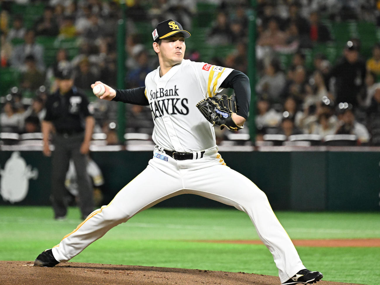 ソフトバンク対西武　ソフトバンク先発の有原（撮影・林敢治）