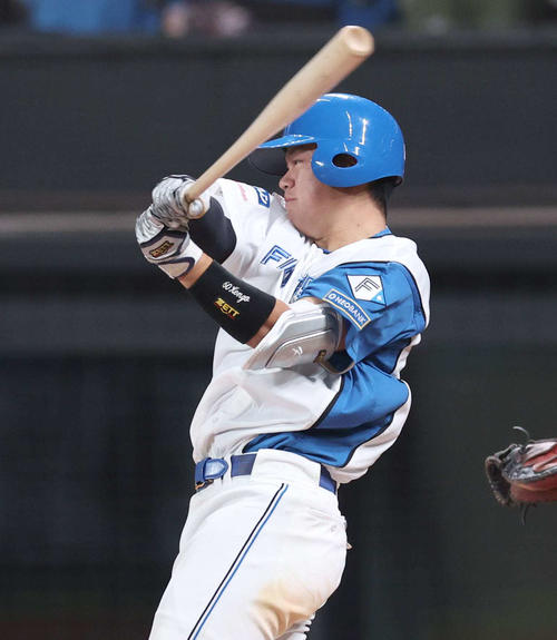 日本ハム】吉田賢吾、自身初2戦連発「丸太みたい」グリップ太い“脱