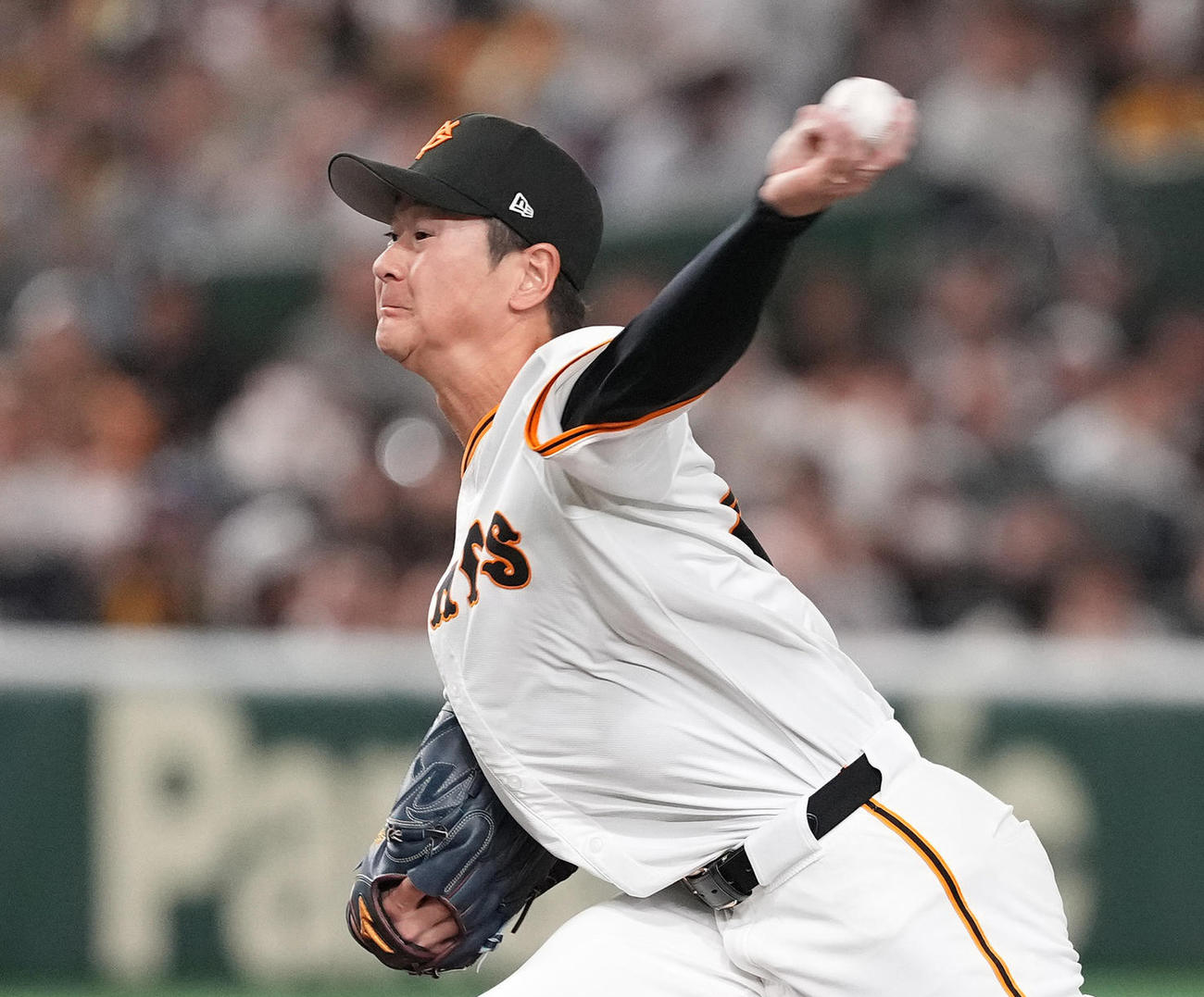 巨人対阪神　6回表から2番手で登板した巨人中川（撮影・鈴木みどり）