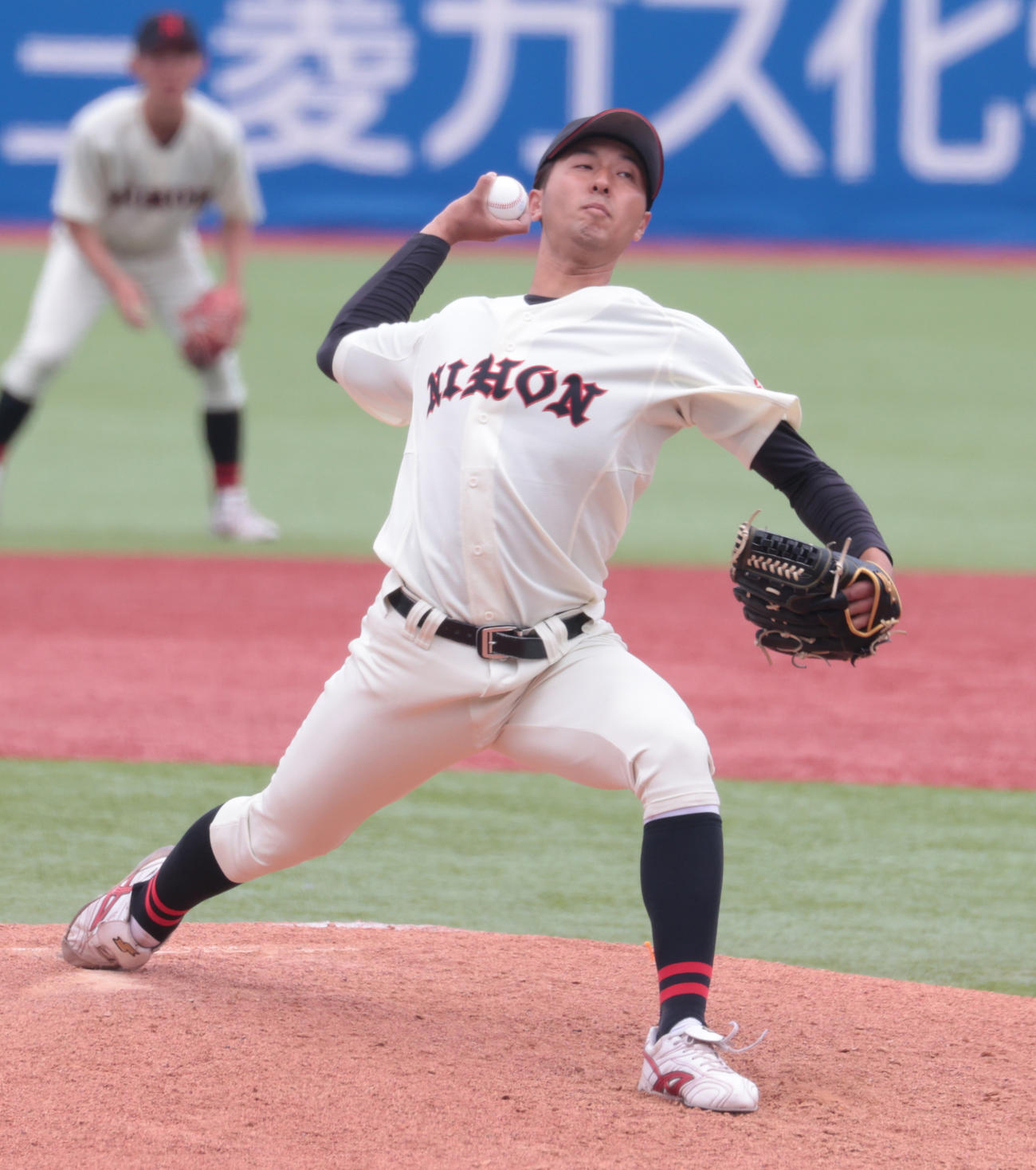 国学院大対日大　先発した日大・市川祐（撮影・柴田隆二）