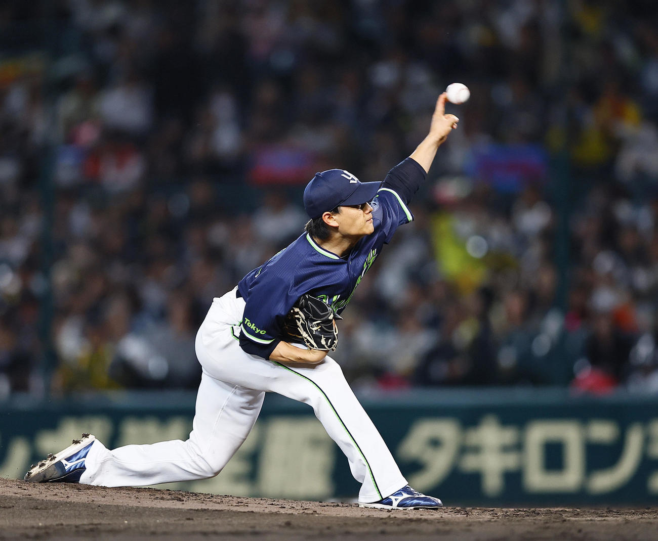阪神対ヤクルト　ヤクルト先発の高橋（撮影・藤尾明華）