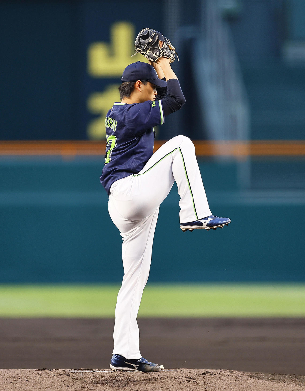 阪神対ヤクルト　阪神打線を8回3安打無失点に抑えた高橋（撮影・藤尾明華）