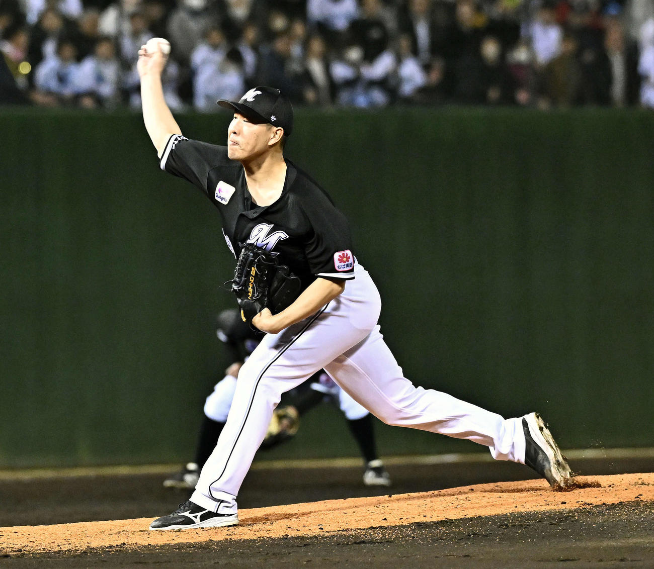 ロッテ西野勇士（2025年4月9日撮影）